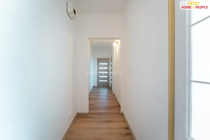 Prodej bytu 3+1, Znojmo, Aninská, 61 m2