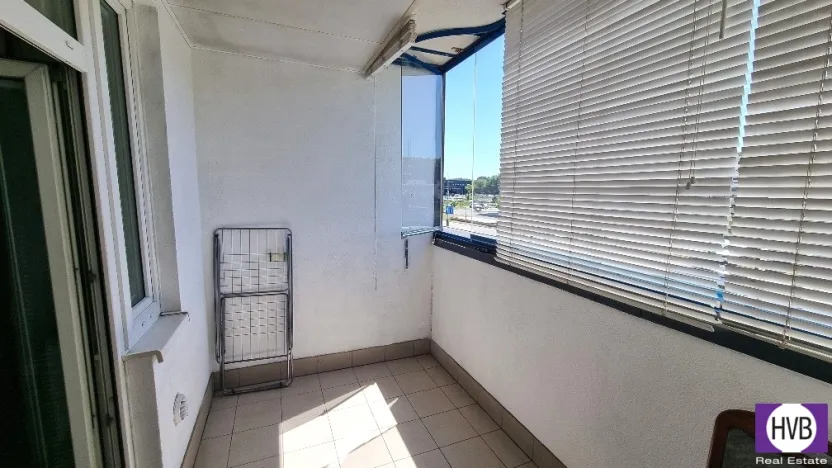 Pronájem bytu 1+kk, Praha - Vysočany, Poděbradská, 33 m2