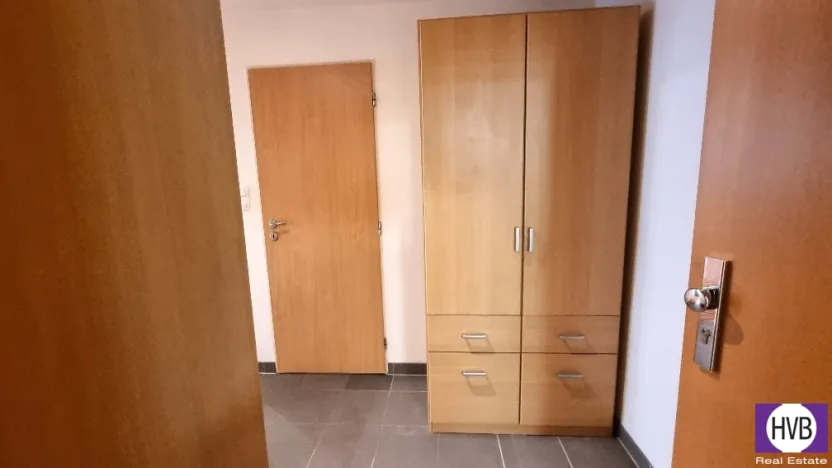 Pronájem bytu 1+kk, Praha - Vysočany, Poděbradská, 33 m2