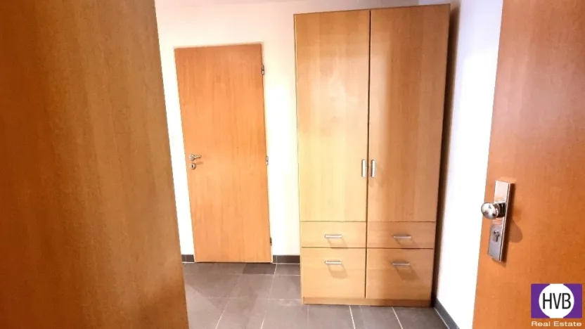 Pronájem bytu 1+kk, Praha - Vysočany, Poděbradská, 33 m2