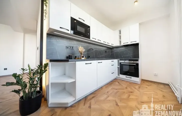 Pronájem bytu 1+kk, Kutná Hora, Ortenova, 35 m2