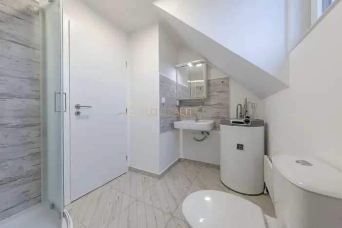 Pronájem bytu 2+kk, Olomouc, Husitská, 62 m2
