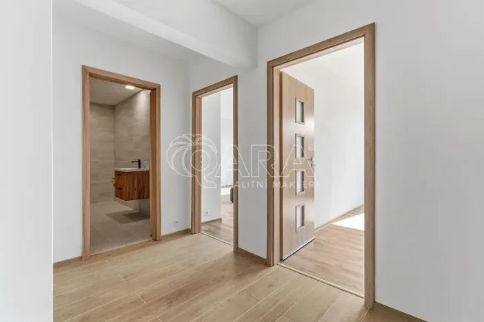 Pronájem bytu 2+kk, Ústí nad Labem - Krásné Březno, Žežická, 37 m2