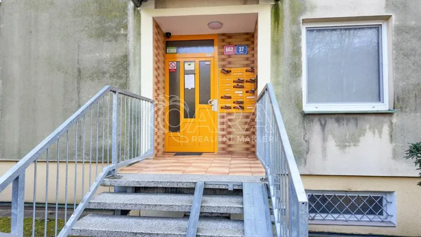 Pronájem bytu 2+kk, Ústí nad Labem - Krásné Březno, Žežická, 37 m2