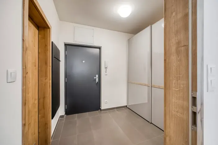 Prodej bytu 1+kk, Praha - Letňany, Miroslava Hajna, 39 m2