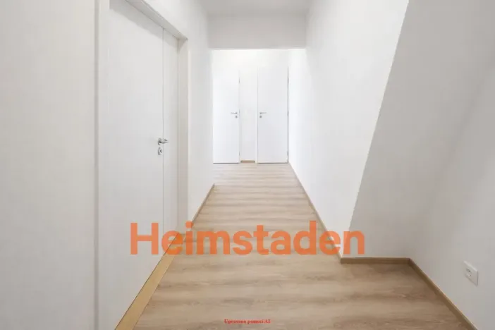 Pronájem bytu 2+1, Karviná - Nové Město, tř. Osvobození, 55 m2