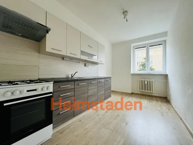 Pronájem bytu 1+1, Ostrava - Poruba, Havlíčkovo náměstí, 40 m2