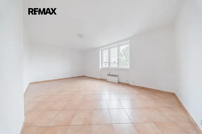Prodej bytu 3+1, Zlonice, Pippichova, 87 m2