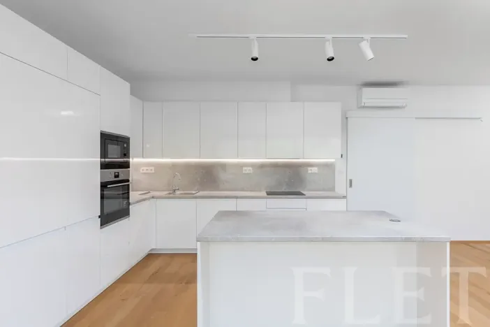 Pronájem rodinného domu, Praha - Jinonice, Nyklíčkova, 217 m2
