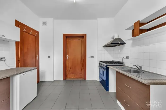 Pronájem bytu 2+1, Hradec Králové, Fučíkova, 75 m2