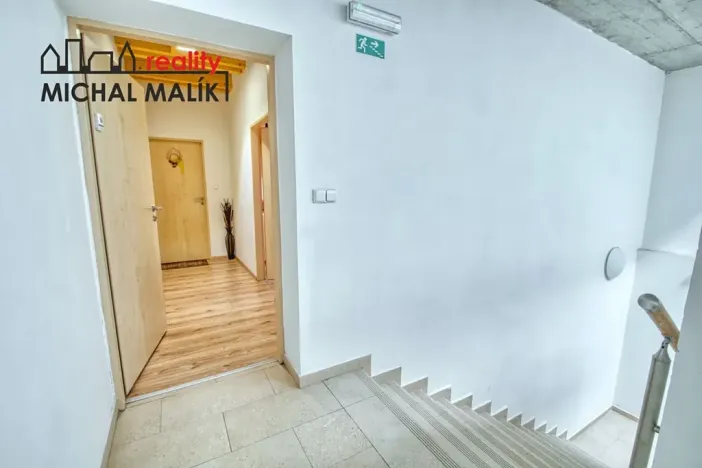 Pronájem bytu 1+kk, Hranice, Jiráskova, 20 m2