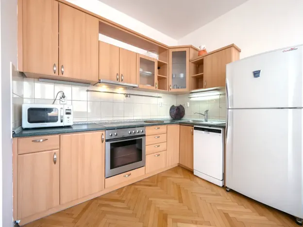 Pronájem bytu 2+kk, Praha - Nusle, Na Veselí, 50 m2