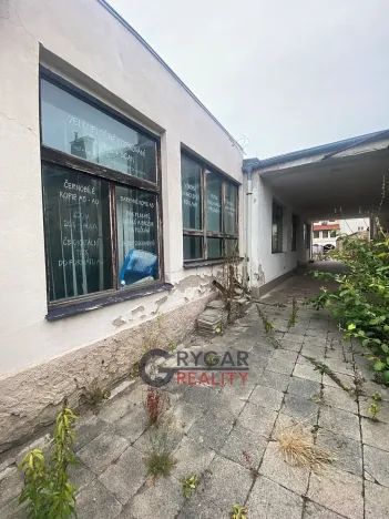 Prodej obchodního prostoru, Kolín, Kouřimská, 1055 m2