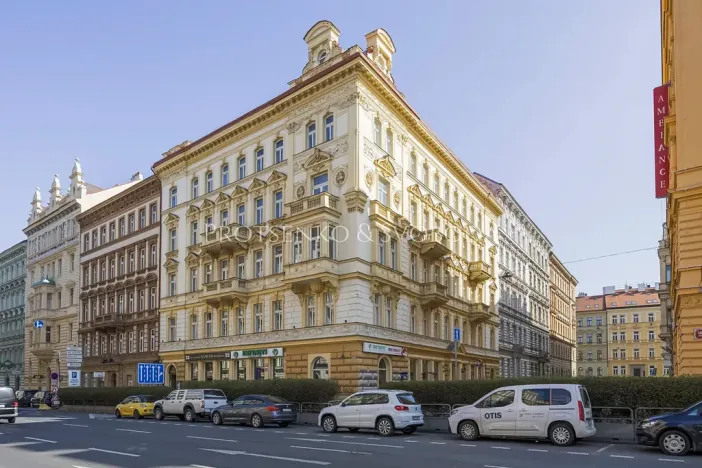 Pronájem obchodního prostoru, Praha - Nové Město, Tyršova, 32 m2