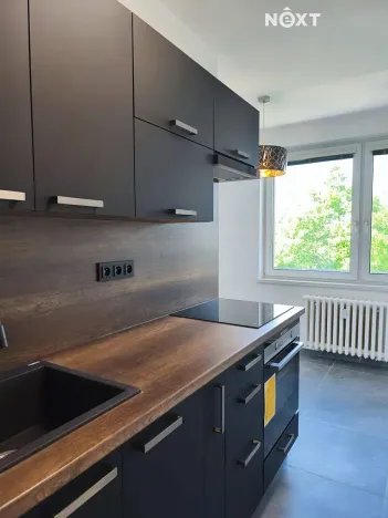 Pronájem bytu 1+1, Karviná, Čsl. armády, 37 m2