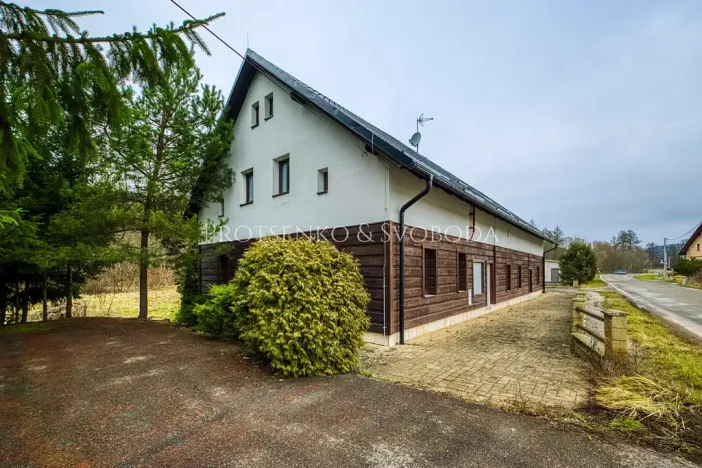 Prodej činžovního domu, Prosečné, 349 m2