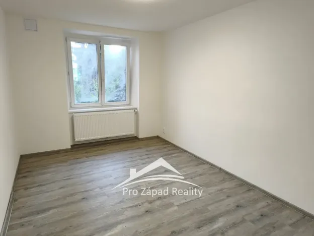 Pronájem bytu 2+kk, Plzeň, Třebízského, 45 m2