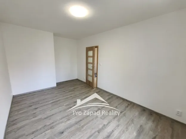 Pronájem bytu 2+kk, Plzeň, Třebízského, 52 m2