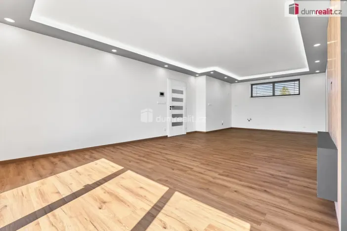 Prodej rodinného domu, Ruda, V zahradách, 160 m2