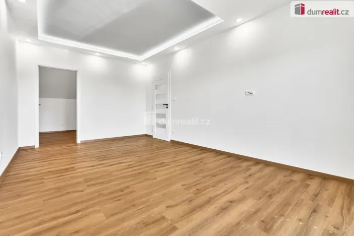 Prodej rodinného domu, Ruda, V zahradách, 160 m2