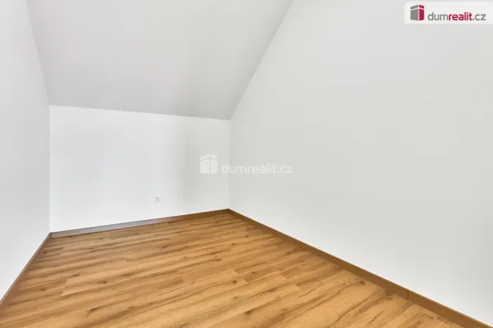 Prodej rodinného domu, Ruda, V zahradách, 160 m2