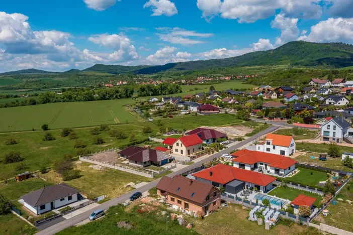 Prodej rodinného domu, Trnovany, Sadová, 182 m2