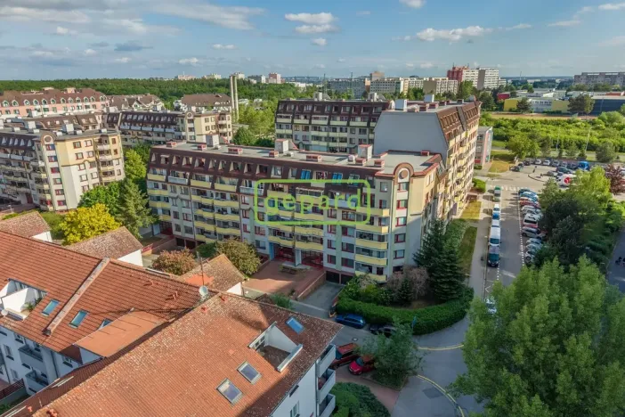 Pronájem bytu 4+kk, Praha, U zeleného ptáka, 84 m2