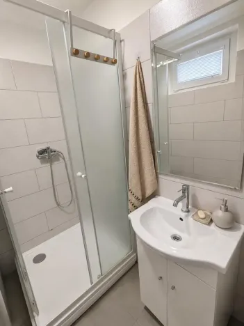 Pronájem bytu 2+1, Ústí nad Labem - Střekov, Pionýrů, 58 m2