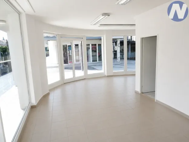 Pronájem obchodního prostoru, Písek, Čechova, 50 m2