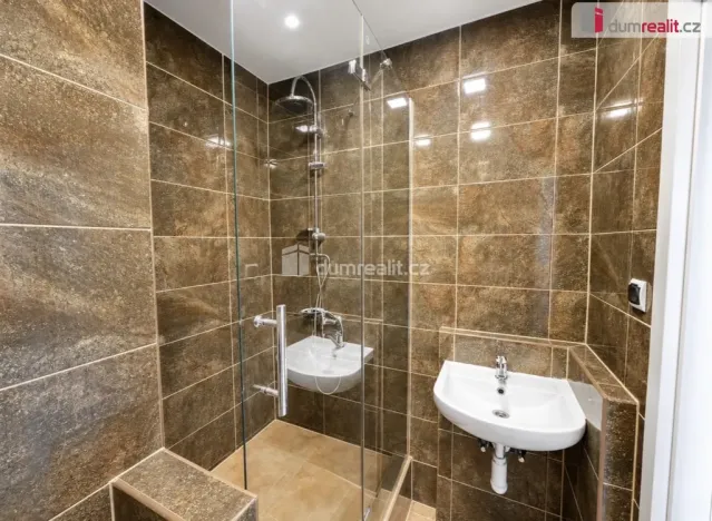 Pronájem bytu 1+kk, Ústí nad Labem - Krásné Březno, Rozcestí, 26 m2