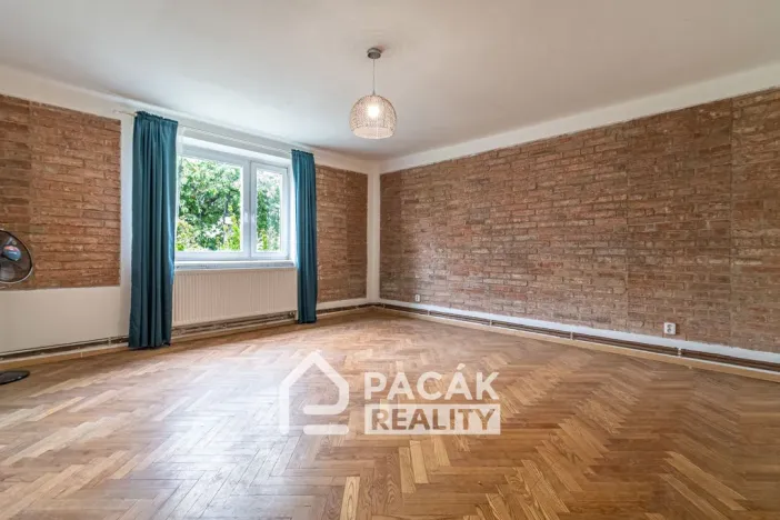 Prodej rodinného domu, Grymov, 200 m2