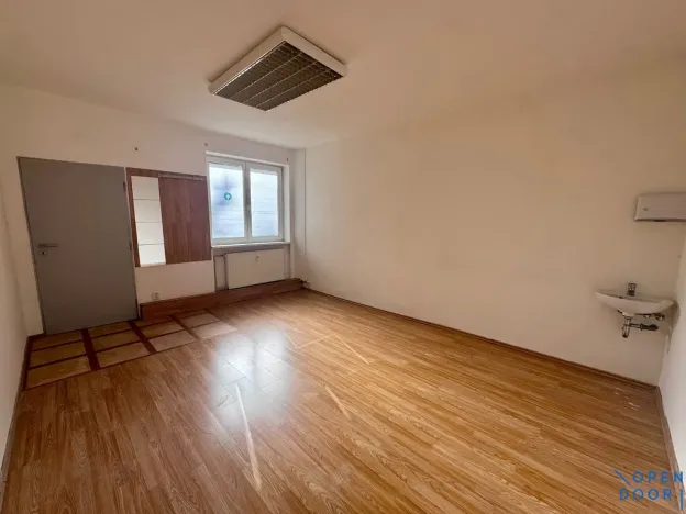 Pronájem obchodního prostoru, Litvínov, Ruská, 18 m2