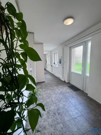 Pronájem obchodního prostoru, Litvínov, Ruská, 18 m2