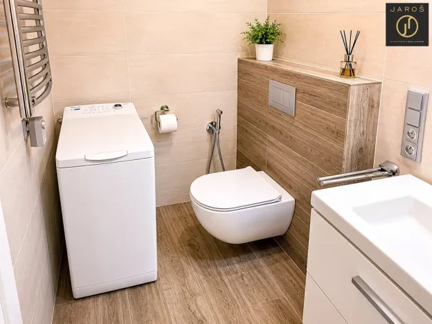 Pronájem bytu 1+kk, Praha - Bubeneč, Korunovační, 25 m2