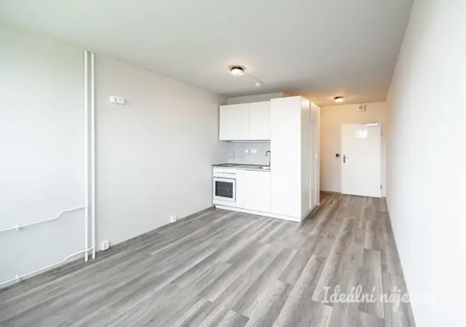 Pronájem bytu 1+kk, Praha - Střížkov, Děčínská, 23 m2