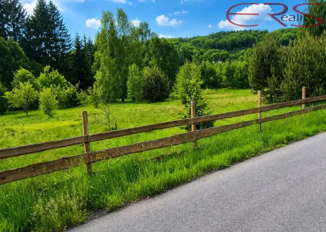 Prodej pozemku pro bydlení, Cvikov - Trávník, 5479 m2