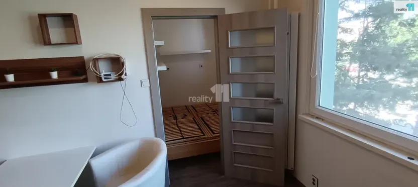 Pronájem bytu 2+kk, Praha - Chodov, Valentova, 30 m2