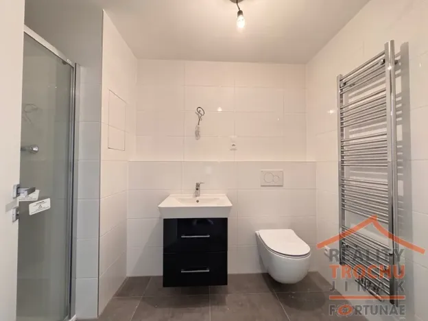 Pronájem bytu 1+kk, Hradec Králové, Pod Zámečkem, 27 m2