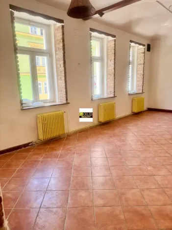 Pronájem obchodního prostoru, Praha - Žižkov, Bořivojova, 100 m2