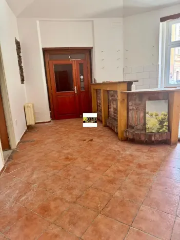 Pronájem obchodního prostoru, Praha - Žižkov, Bořivojova, 100 m2