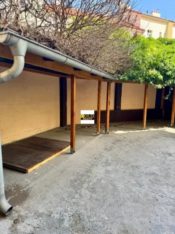 Pronájem obchodního prostoru, Praha - Žižkov, Bořivojova, 100 m2