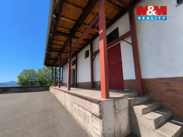 Pronájem obchodního prostoru, Ústí nad Labem - Severní Terasa, Stříbrnická, 1286 m2