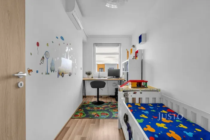 Prodej bytu 3+kk, Praha - Uhříněves, Oty Bubeníčka, 57 m2