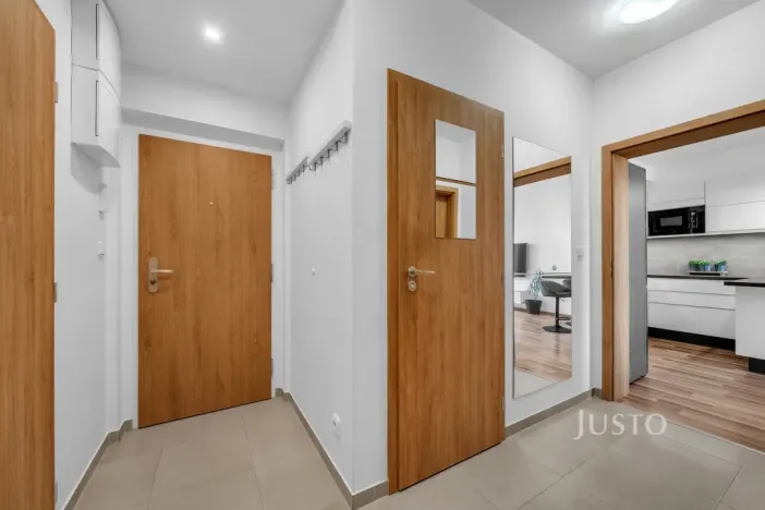 Prodej bytu 3+kk, Praha - Uhříněves, Oty Bubeníčka, 57 m2