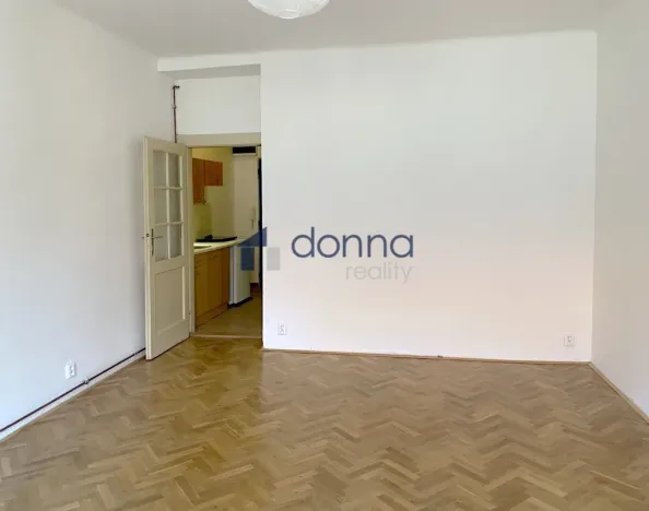 Prodej bytu 1+kk, Praha, Za poštou, 30 m2