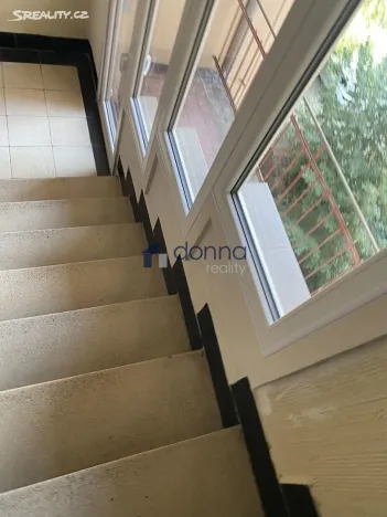 Prodej bytu 1+kk, Praha, Za poštou, 30 m2