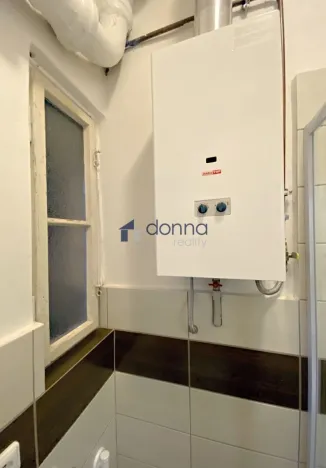 Prodej bytu 1+kk, Praha, Za poštou, 32 m2