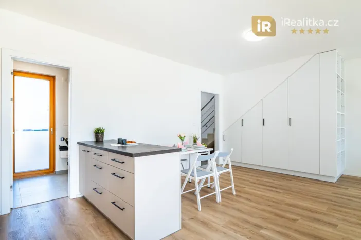 Prodej rodinného domu, Praha - Horní Počernice, Artistů, 110 m2