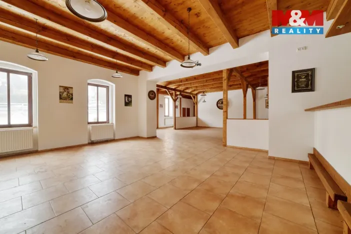 Prodej rodinného domu, Stráž nad Ohří - Boč, 500 m2