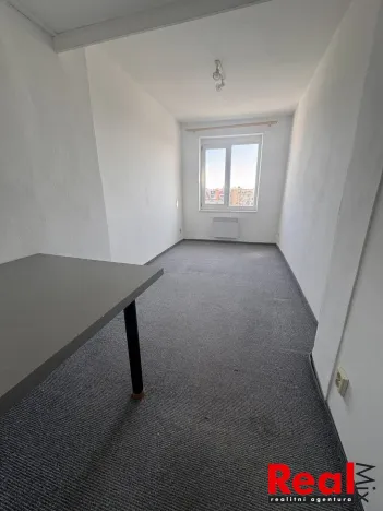 Pronájem bytu 1+kk, Brno - Černá Pole, Krkoškova, 22 m2